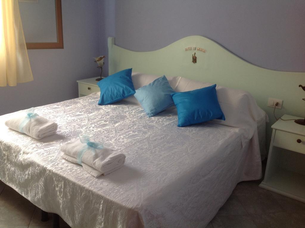 Hotel Lu Baroni Budoni Quarto foto
